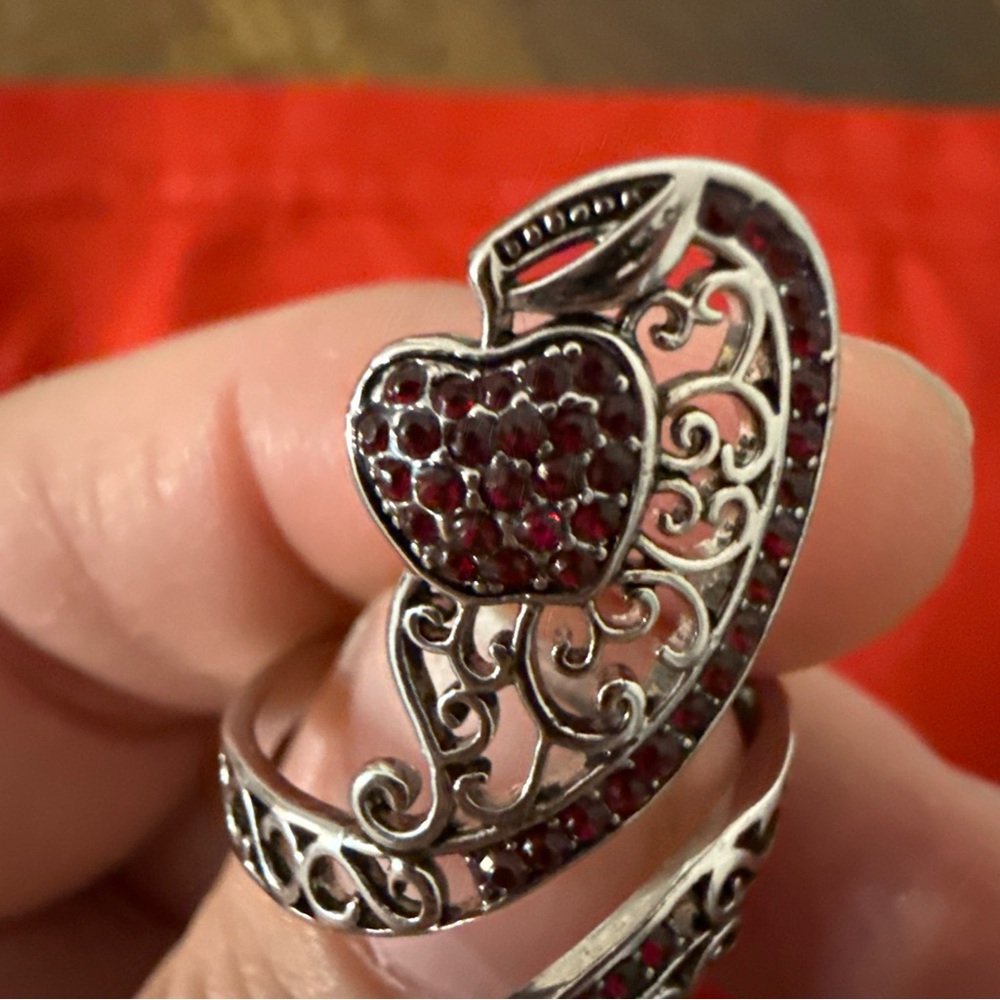Disney Designer collection premiere series Snow White Ring - Picture 7 of 13